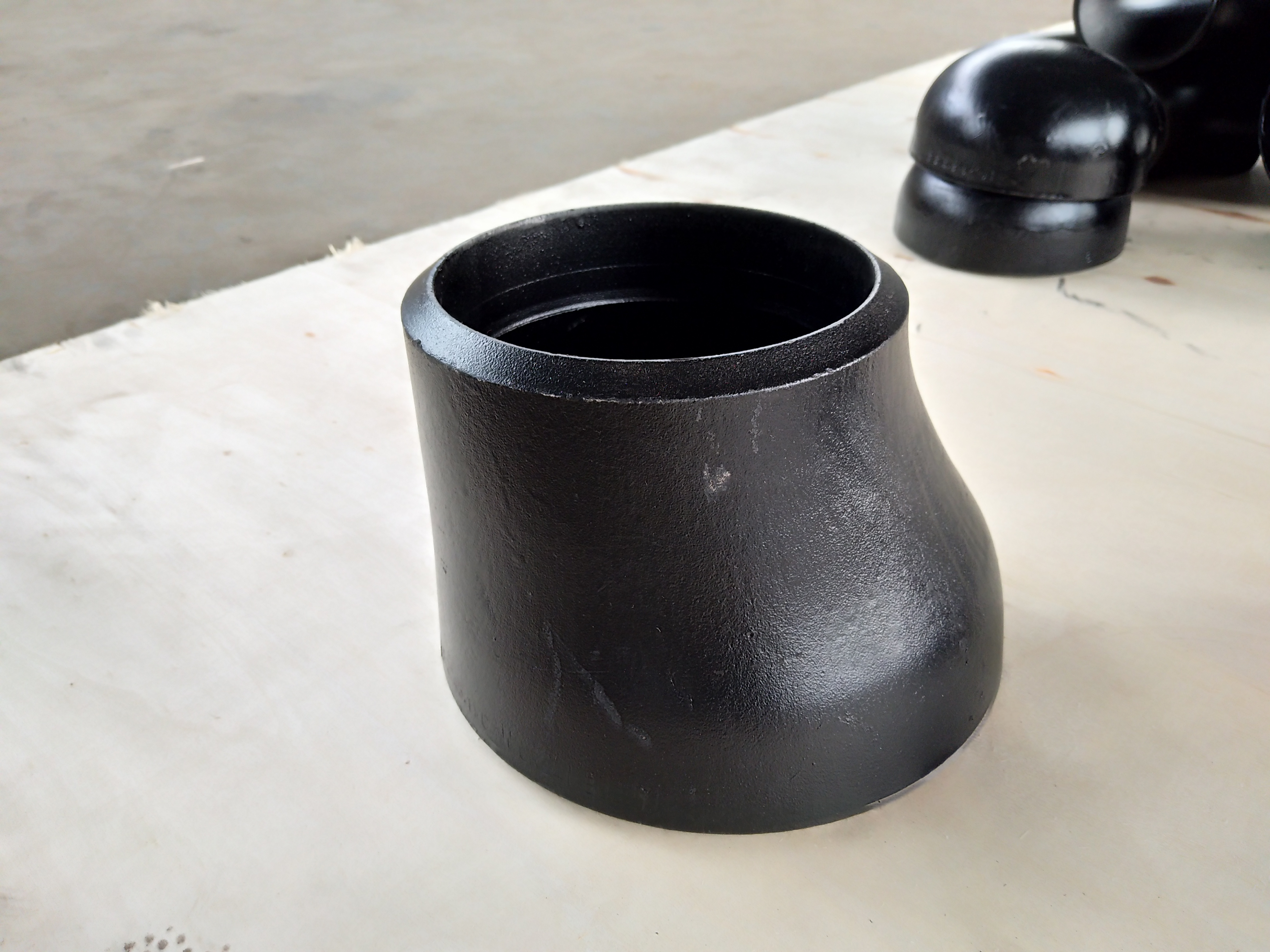 butt welded Reducer(concentric or eccentric)