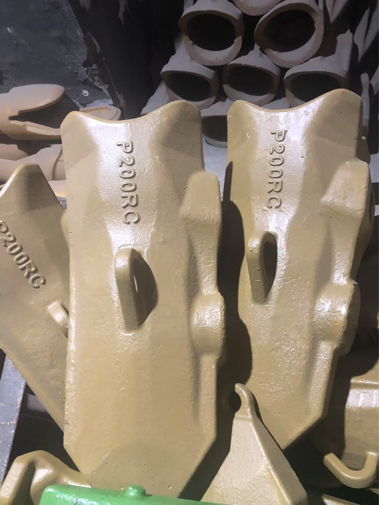 Komatsu excavator bucket teeth  P004RC,P005RC,P010RC,P020RC,P025RC,P030RC,P040RC,P050RC,P070RC,P085RC,P0120RC,P0200RC